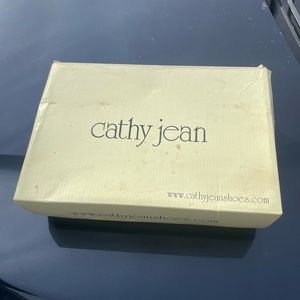 Cathy Jean size 7 silver glitter heels